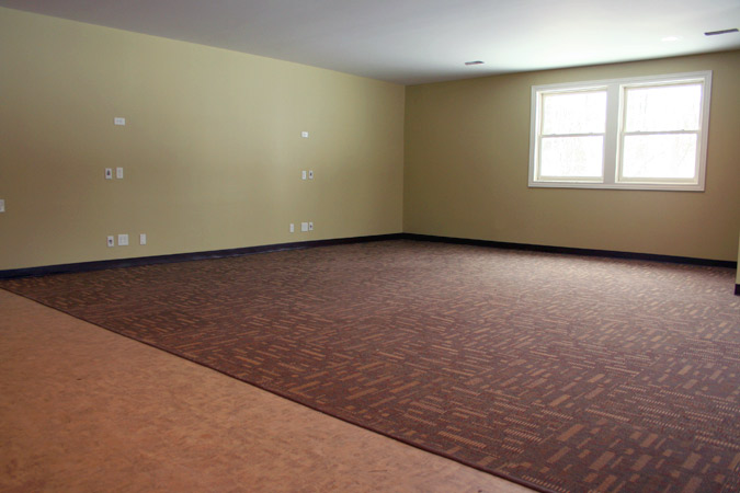PATCRAFT dazzle modular carpet tile with MANNINGTON LVT flooring for Engineering Firm